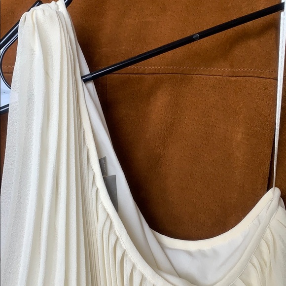 Top - Picture 3 of 4